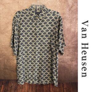 Van Heusen~Vintage Fish Print Men's SS Shirt~Size M~Excellent condition
